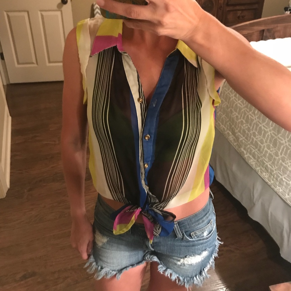 Tie up striped top